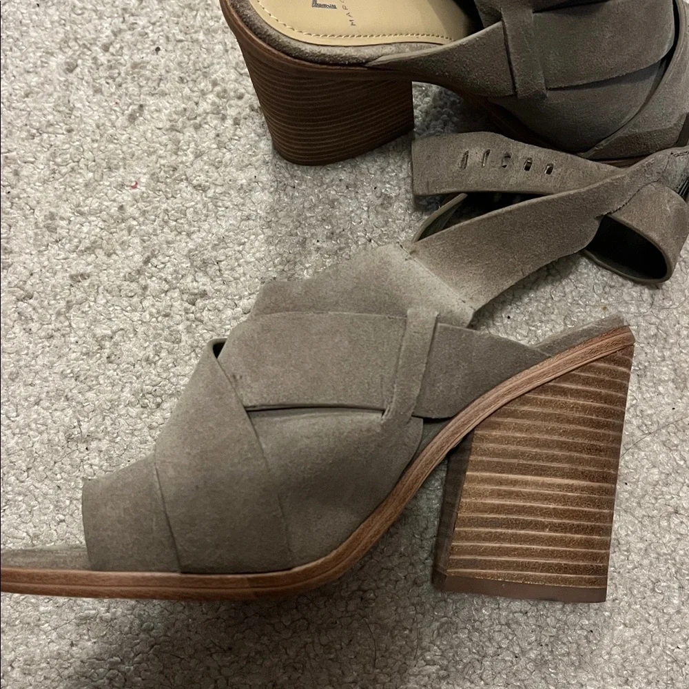 Marc Fisher LTD Valen Sandal TAUPE SUEDE size 6 - Picture 7 of 16